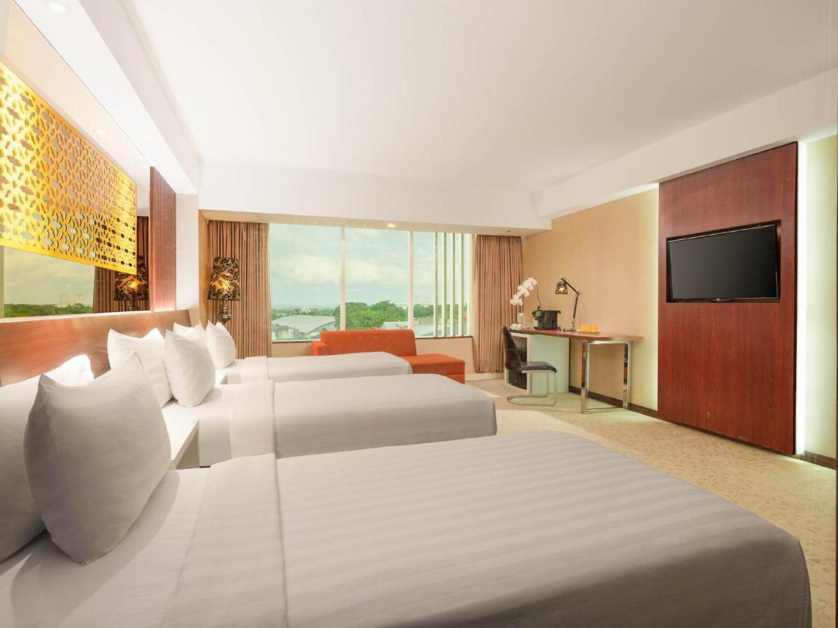The Alana Yogyakarta Hotel And Convention Center Sleman  Zewnętrze zdjęcie