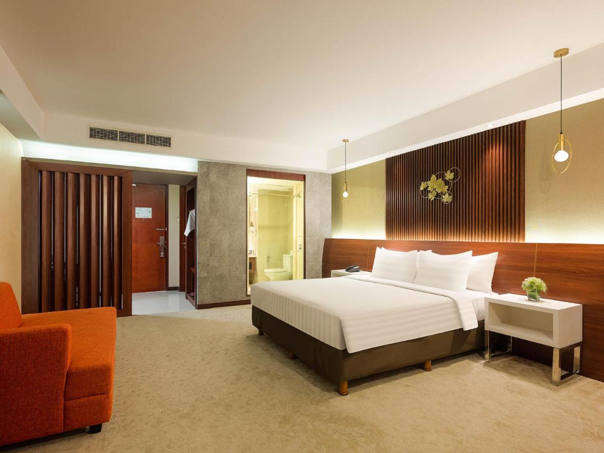 The Alana Yogyakarta Hotel And Convention Center Sleman  Zewnętrze zdjęcie