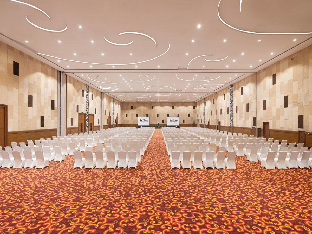 The Alana Yogyakarta Hotel And Convention Center Sleman  Zewnętrze zdjęcie