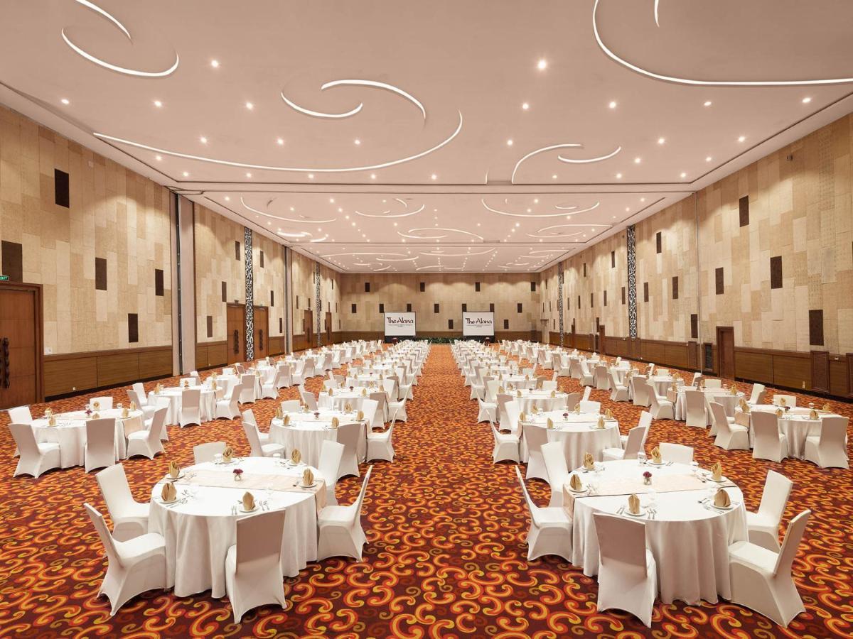 The Alana Yogyakarta Hotel And Convention Center Sleman  Zewnętrze zdjęcie