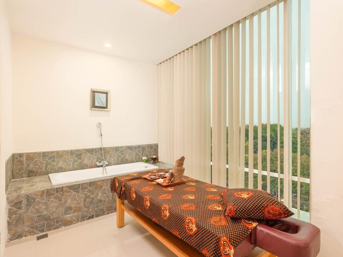 The Alana Yogyakarta Hotel And Convention Center Sleman  Zewnętrze zdjęcie