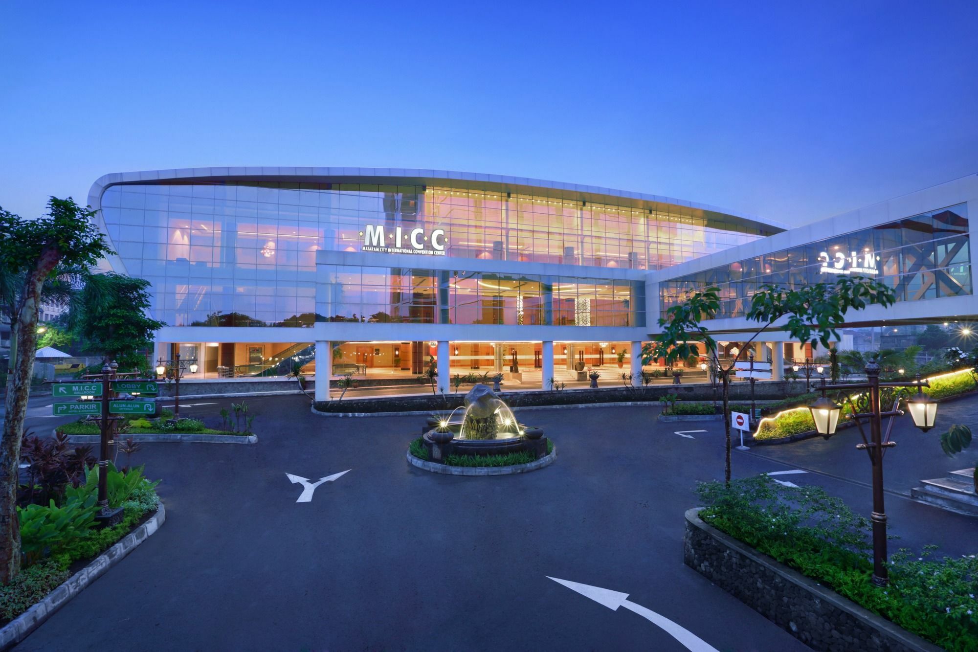 The Alana Yogyakarta Hotel And Convention Center Zewnętrze zdjęcie